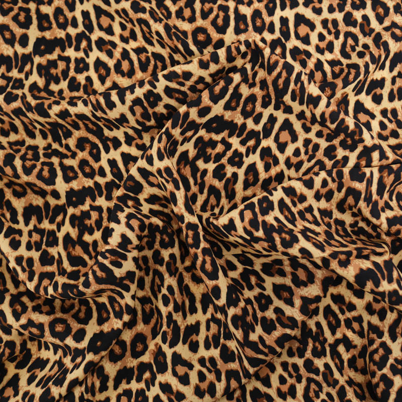 Viscose Imprimé Léopard Fond Camel - Maison Klem