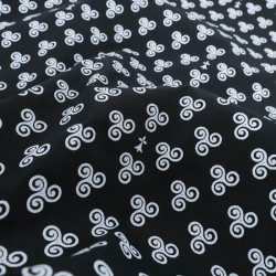 Coton Imprimé Bretagne Triskèle Fond Noir - Maison Klem