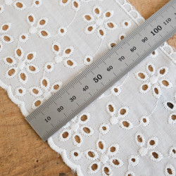 Galon Broderie Anglaise Ecru - Daphné - Maison Klem