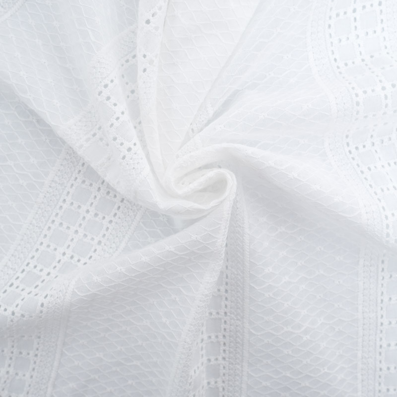 Broderie Anglaise Petits Carreaux Blanc Crème - Maison Klem