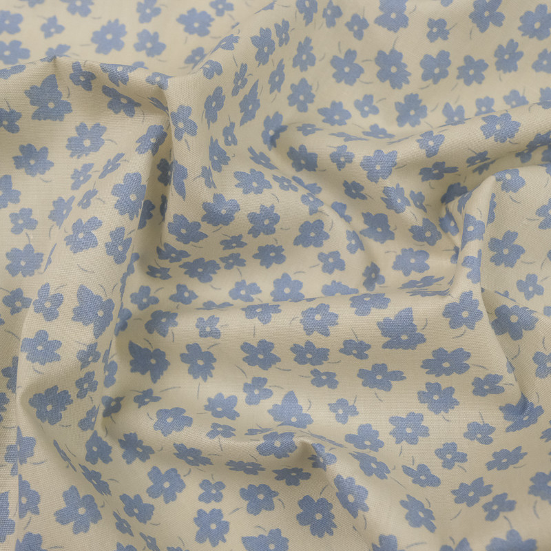 Sky Blue Flower Cotton Poplin on a Beige Background - Maison Klem