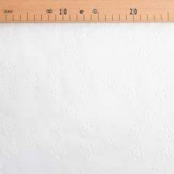 Broderie Anglaise Refined Lace - Maison Klem
