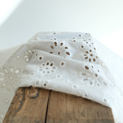 Broderie Anglaise Marguerite - Maison Klem
