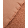 Sherpa-stof in de kleur marsala
