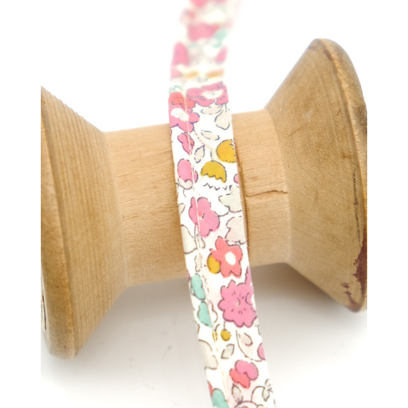 Passepoil Liberty betsy ann rose