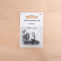 Sluiting met haakje voor broeken, 10 mm, zwart gelakt