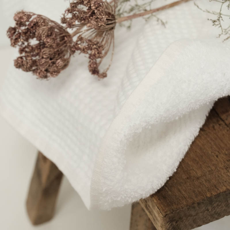 Nid d'Abeille Envers Eponge Blanc - Maison Klem Nid d'Abeille Envers Eponge Blanc - Maison Klem