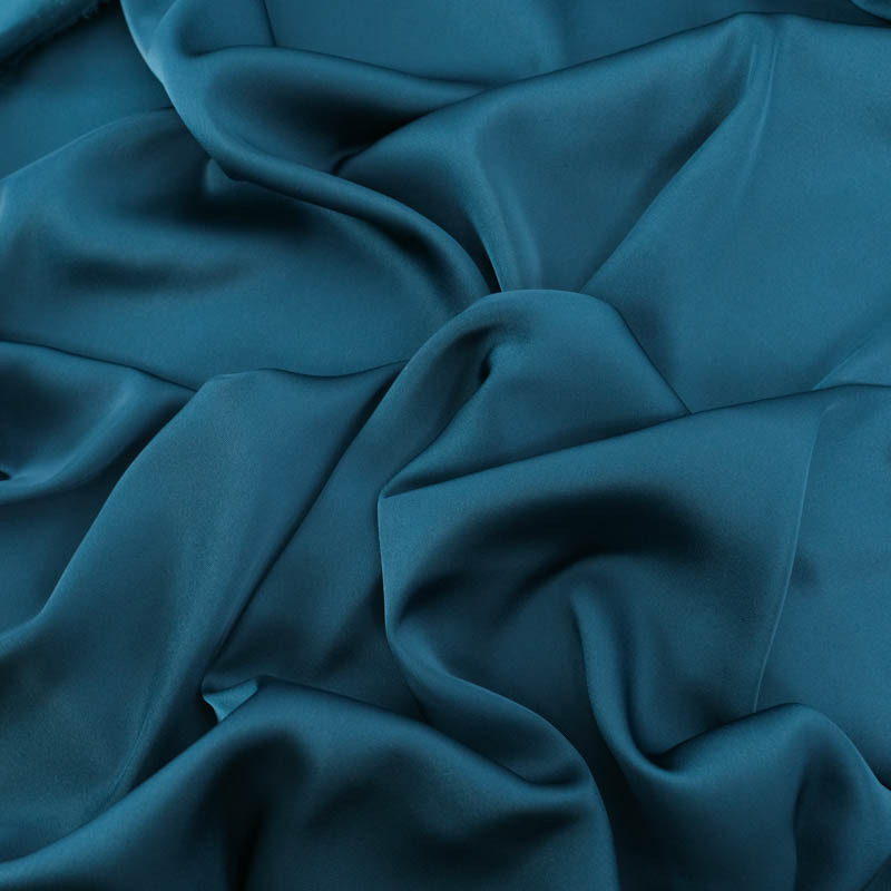 Satin Stretch Léger Léa - Paon - Maison Klem Satin Stretch Léger Léa - Paon - Maison Klem